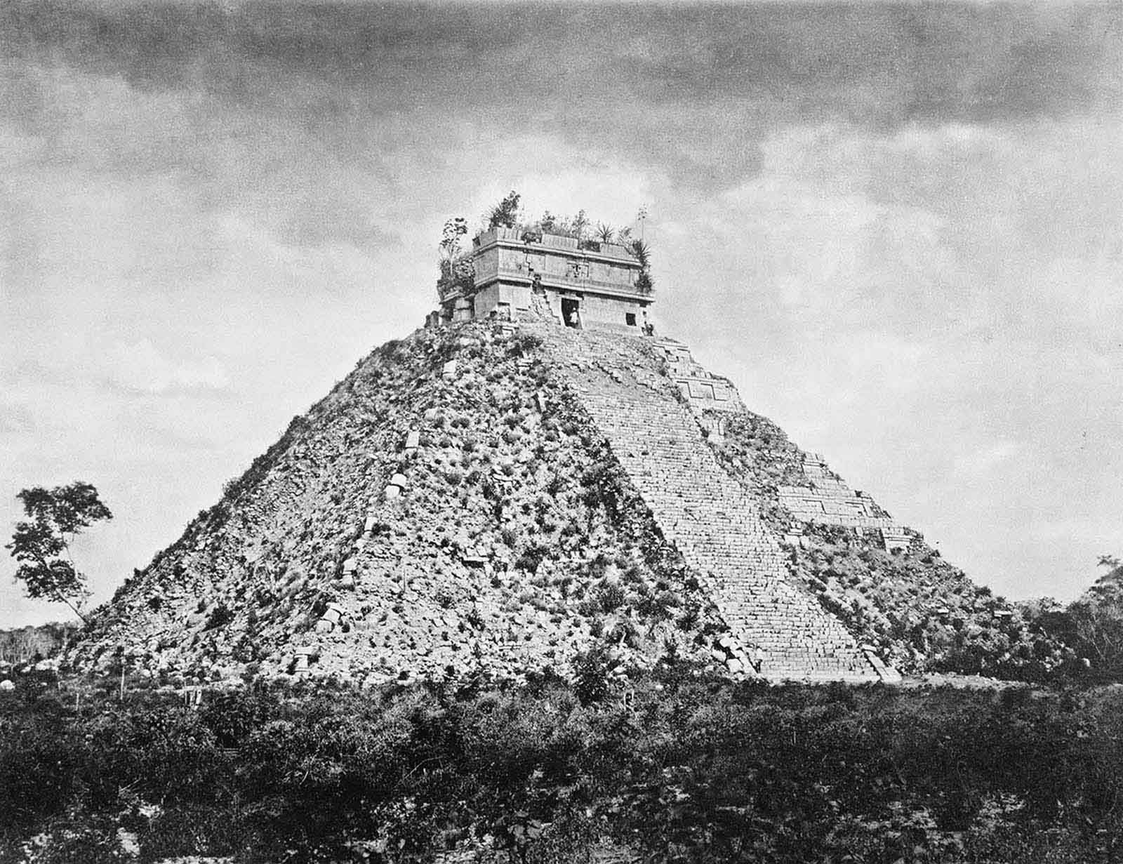 Чичен-ица 1890